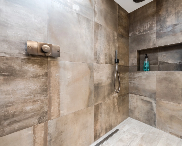 architect-detail-bathroom-tiles-r10-builders-Grosvenor-Avenue