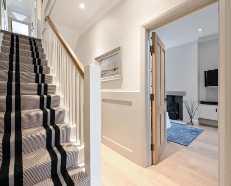 architect-detail-hallway-r10-builders-Grosvenor-Avenue