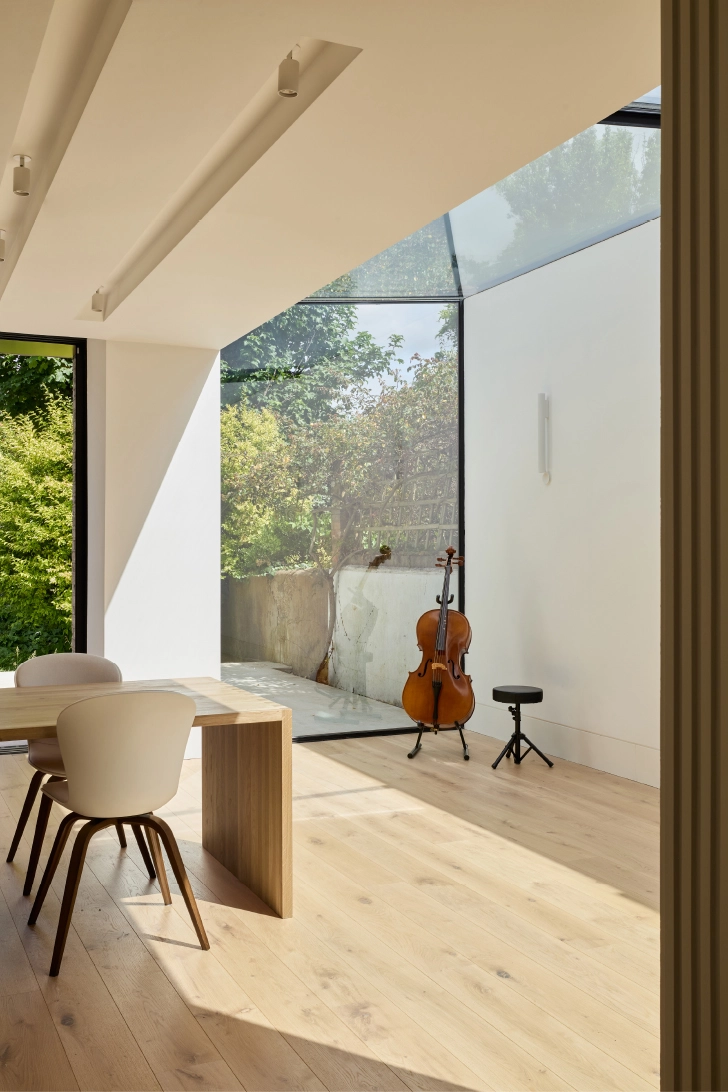 architect-detail-of-beautiful-home-interior-window-r10-builders-The-Bands