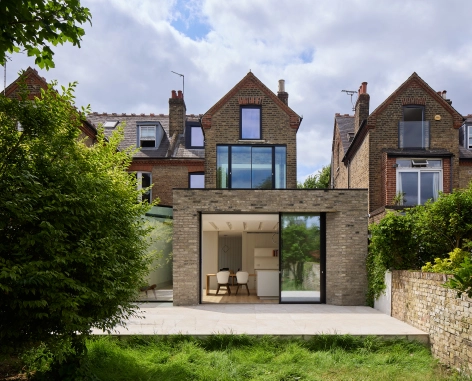architect-detail-ofull-width-rear-aspect-r10-builders-The-Bands